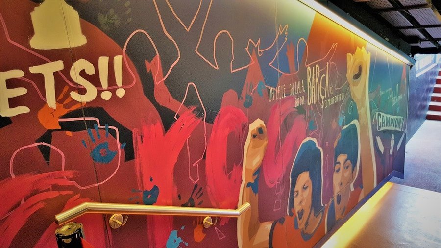 Szatnia piłkarska na stadionie Camp Nou w Barcelonie
