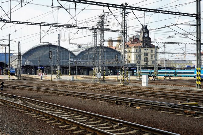 Dworzec kolejowy Praga Główny w Czechach